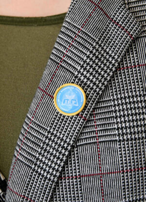 Pin Iglesia Evangélica Pentecotal Resina