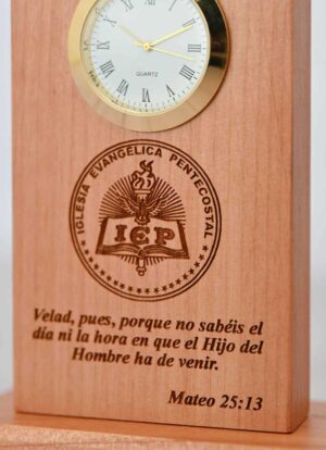 Reloj madera IEP pequeño