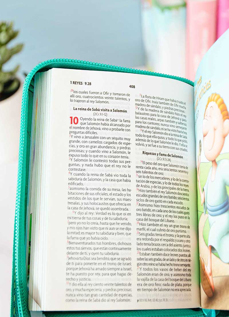 Biblia Amigos por Siempre Verde con Cierre - Imagen 4